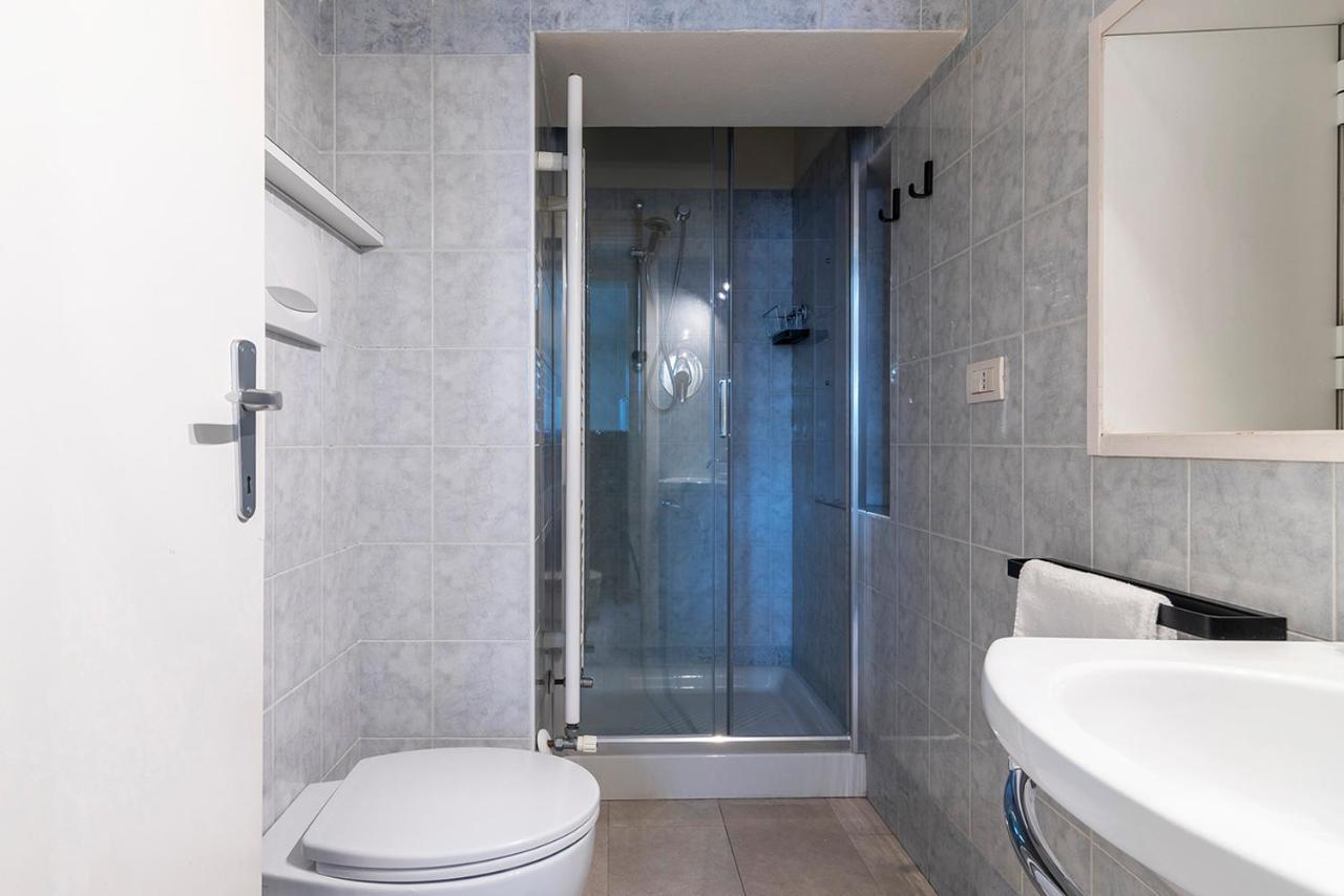 Easyhomes Duomo View Milan Exterior photo